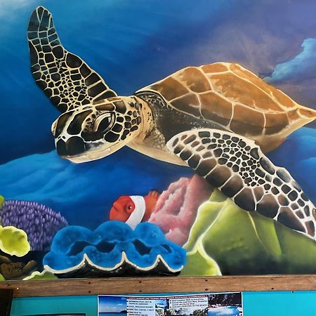 Backpackers By The Bay Hostel แอร์ลีบีช ภายนอก รูปภาพ