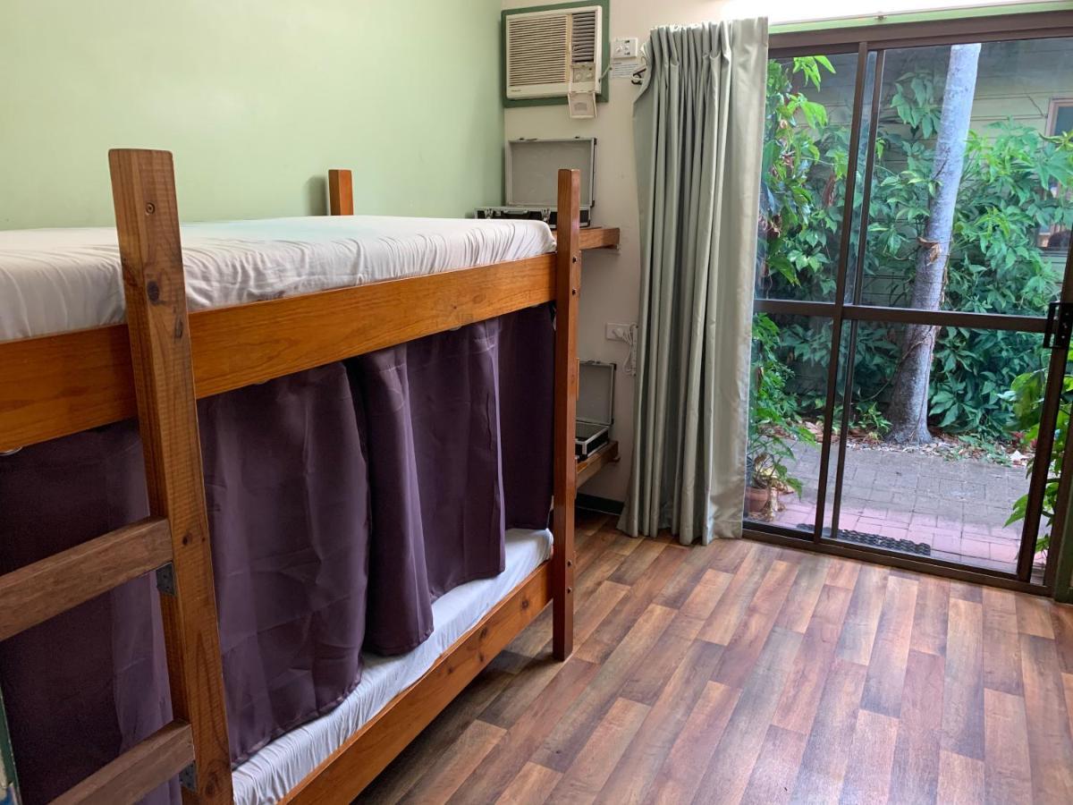 Backpackers By The Bay Hostel แอร์ลีบีช ภายนอก รูปภาพ