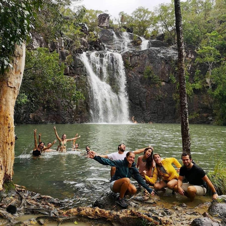 Backpackers By The Bay Hostel แอร์ลีบีช ภายนอก รูปภาพ
