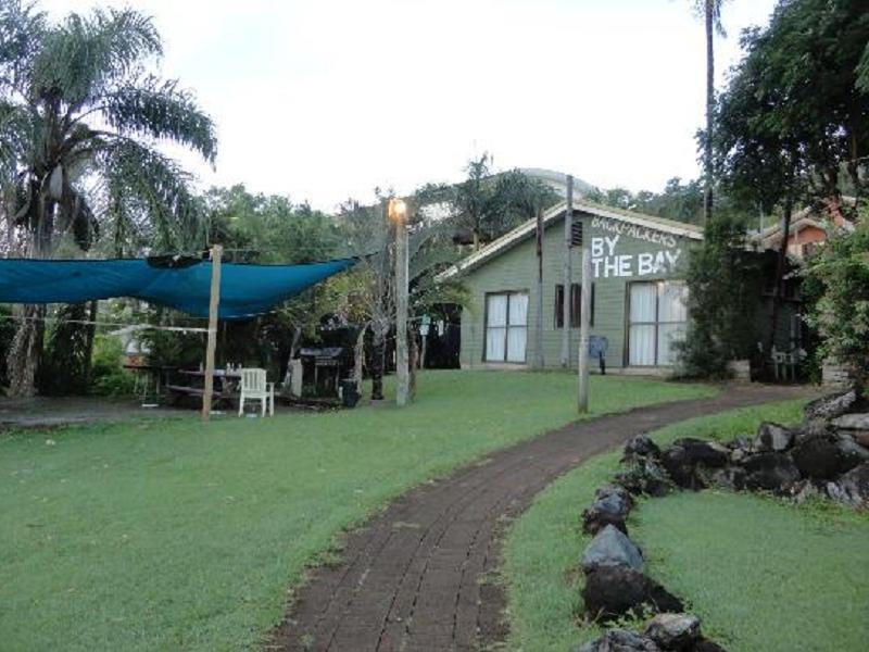 Backpackers By The Bay Hostel แอร์ลีบีช ภายนอก รูปภาพ